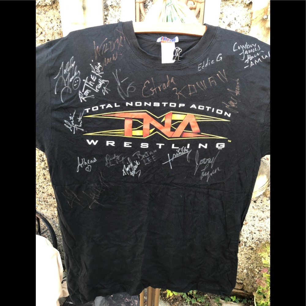 Vintage TNA EVOLUTION Autographed T-shirt
